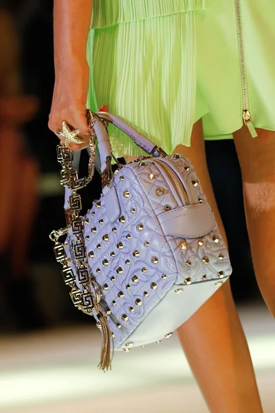 Look 51